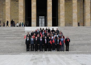 EMUJAD YÖNETİM KURULU VE ÜYELERİMİZ İLE BİRLİKTE ANITKABİR ZİYARETİMİZ. 09.12.2025